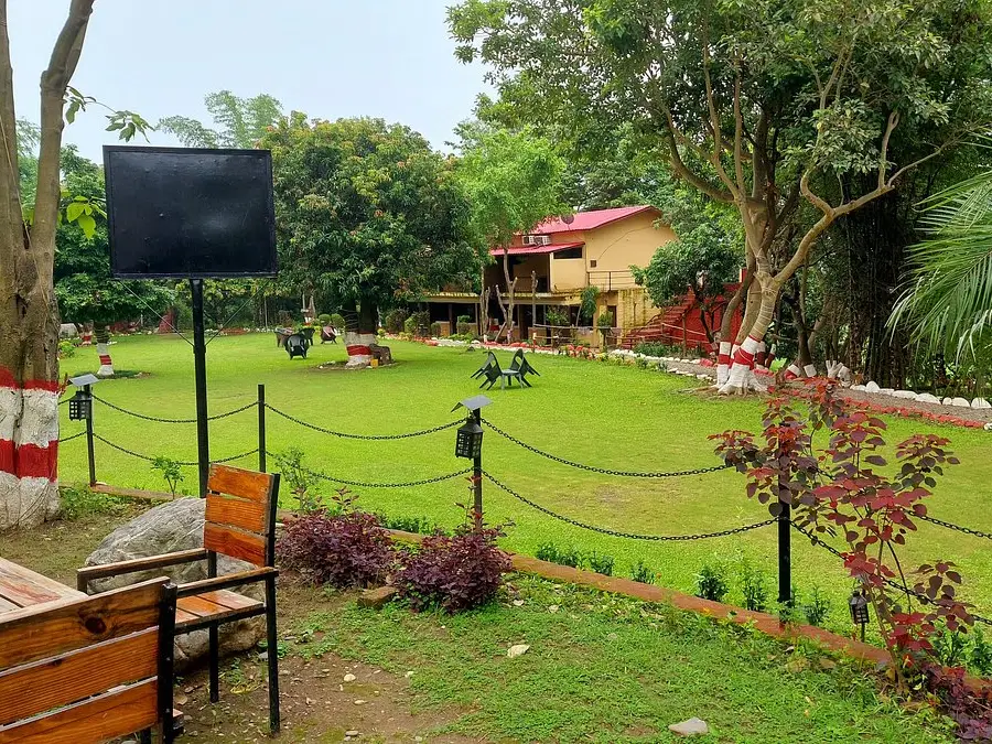 Corbett Tiger Resort Tejomaya