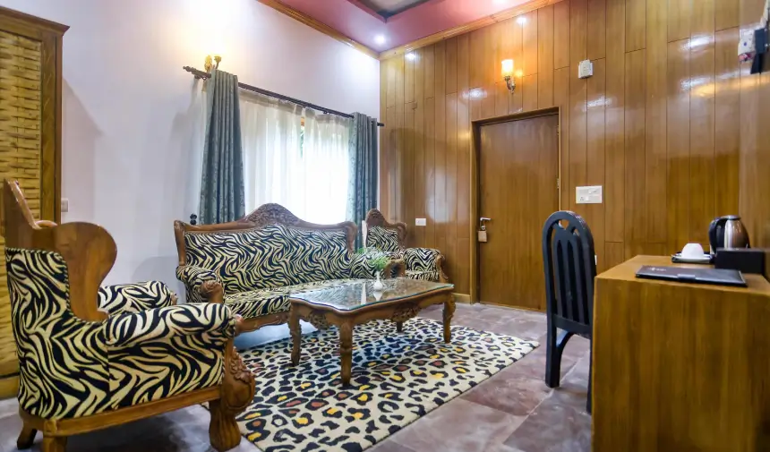 Tuskars Riverside Resort
