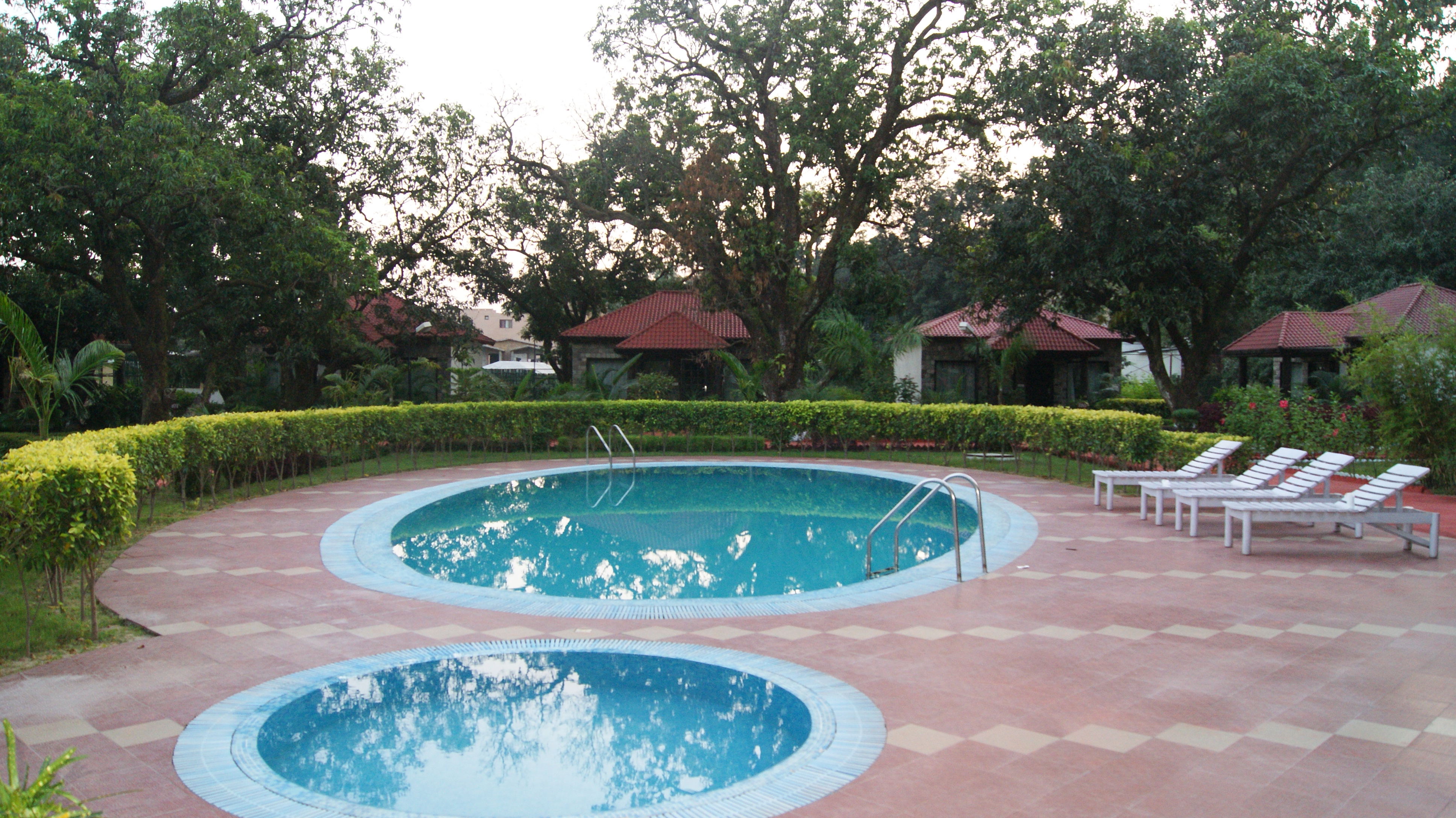 Corbett Leela Vilas- Swimming Pool