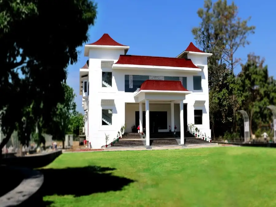 hotel blue sapphire corbett